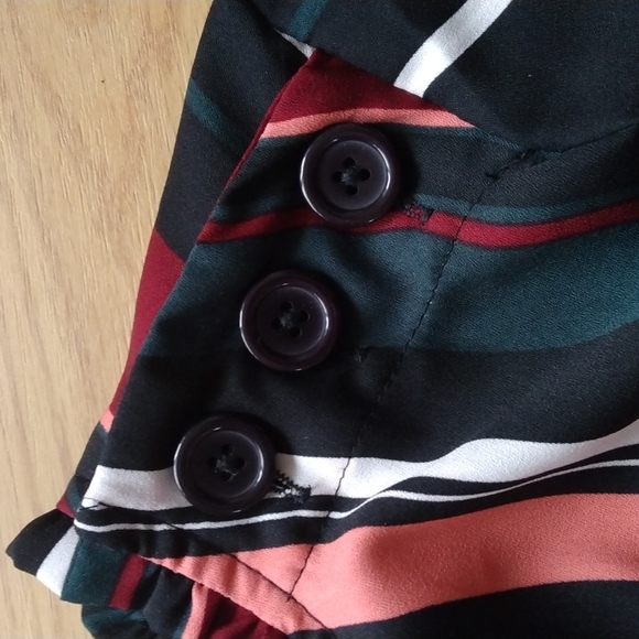 Live 4 Truth Striped Blouse | Size Medium - Picture 3 of 5